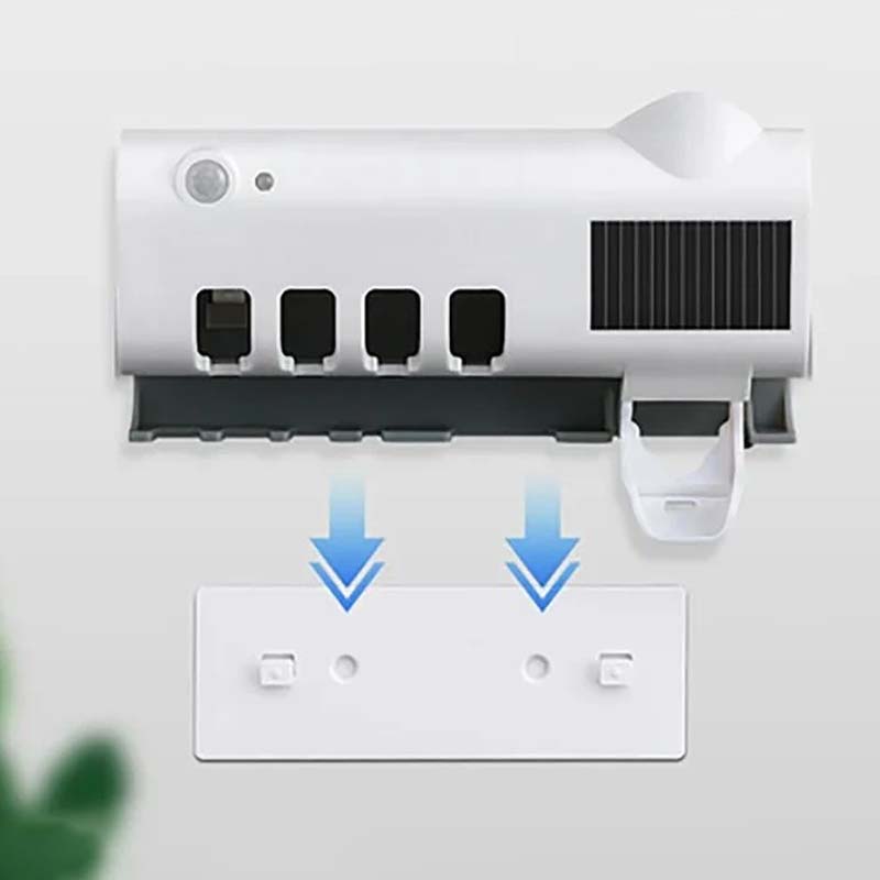 Holder for UV-sterilisering av tannbørster
