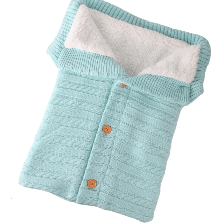 Strikket sovepose for baby med knapping foran